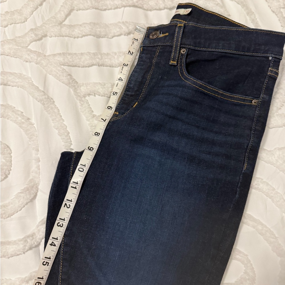 Levi’s Shaping Skinny Jeans - Picture 7 of 10